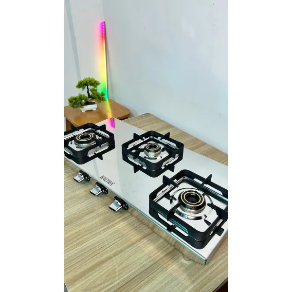 Baltra Nuvira 3-Burner Stainless Steel Gas Stove: Automatic Ignition & Durable Design